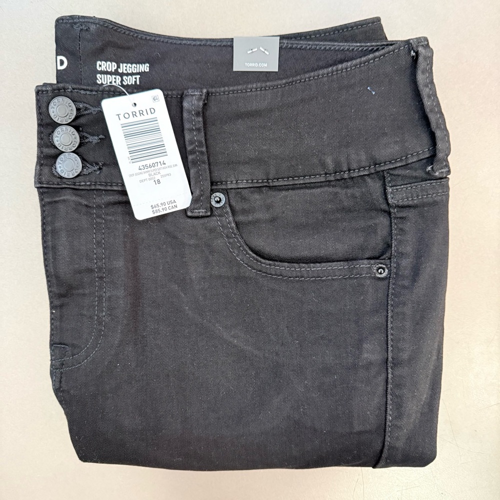 Torrid Black Women Jeans - Crop Jegging Skinny Super Soft High Rise - Size 18